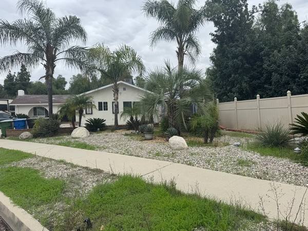 $2,500 for a Fully Remodeled 3BR 1800ft² Home, Furnished and Move-In Ready (Granada Hills)s