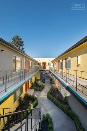 $1,895 / 2br - Located in Los Angeles CA, with LED Lighting, 2bd 1ba (1222 West 39th Street, Los Angeles, CA)s