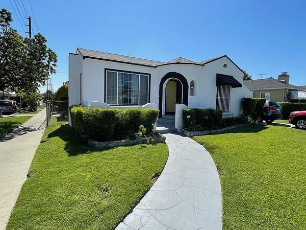 $910 / 2br - 1152ft2 - Beautiful 2BR Home Modern interior 2-bedroom near the way (Los Angeles)s