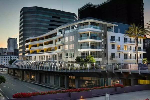 $4,065 / 2br - 1179ft2 - Unlock a world of comfort: Stellar 2 BR, 1179 Sq Ft homes. (Long Beach)s