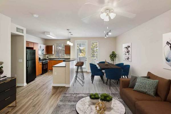 $2,410 / 1br - 732ft2 - Exceptional living starts here: Explore our spacious 1 BR. (Woodland Hills)s