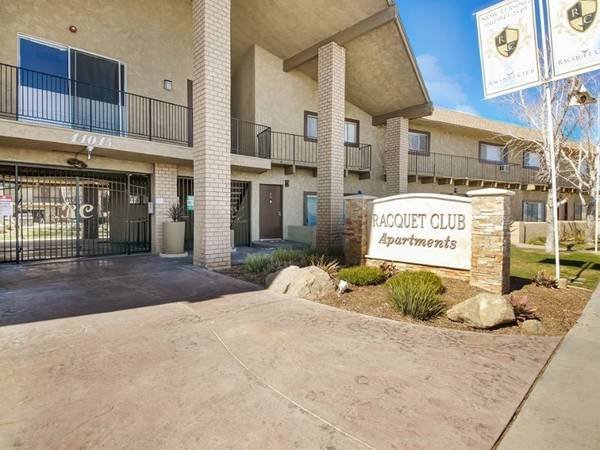 $1,809 / 1br - 752ft2 - Last Chance! 1 Month Free Plus Amenities — Call Now! (44045 15th St W, Lancaster, CA)s