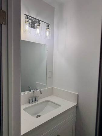 $2,195 / 1br - 750ft2 - Refrigerator, Availability 24 Hours, Off Street Parking (3651 McLaughlin Ave, Los Angeles, CA)s