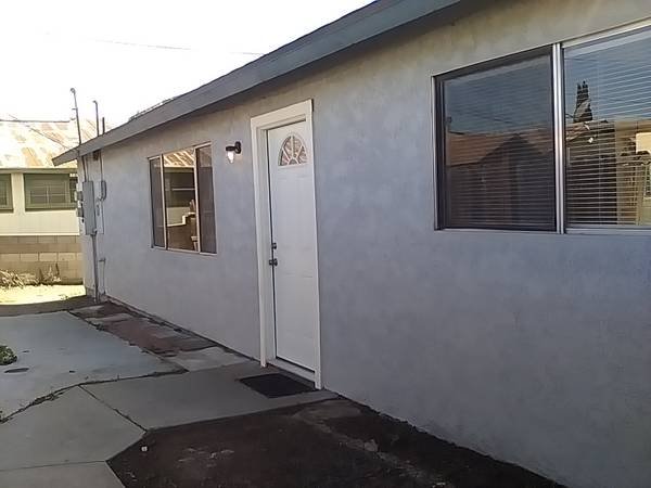 2 Bedroom - 534 Central Ave Unit B - 2 Bedroom One Bath House $2,600.00 (Buellton)s