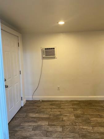 3 Bedroom - Room for Rent (Fresno)s