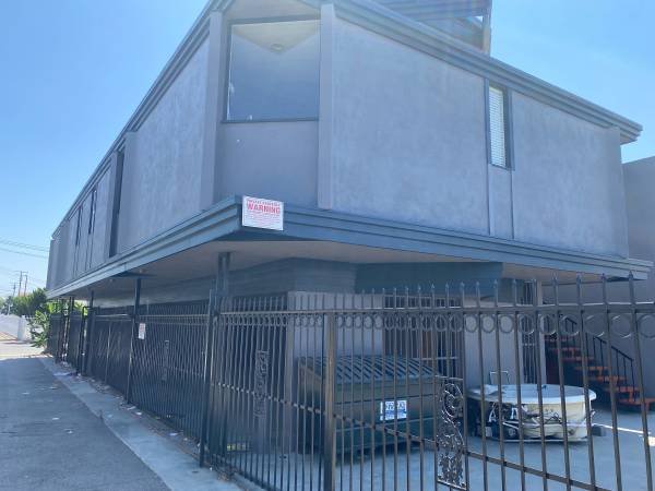 $1,250,000 - 8 Bedroom, 2300 sq ft - Condominiums - Apartments / Office (Pico Rivera)s