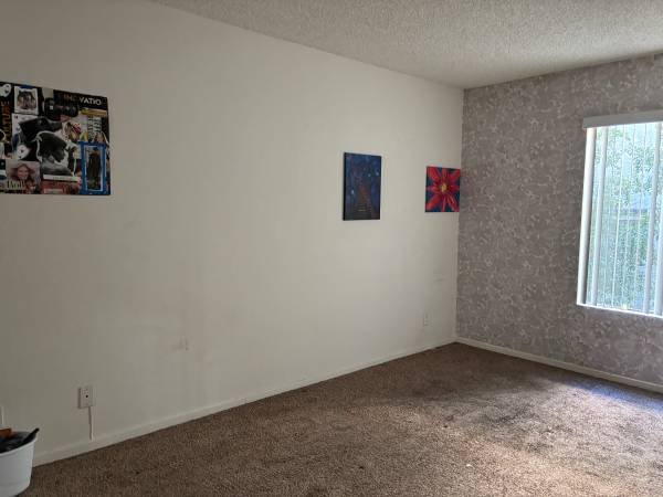$1,060 / 3br - 1200ft2 - Month to Month Lease for a Spacious Room in North Hollywood (North Hollywood)s
