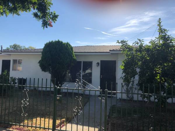 $750 / 130ft2 - Private Room &amp; Shared Bathroom For Rent (Rosemead, CA)s