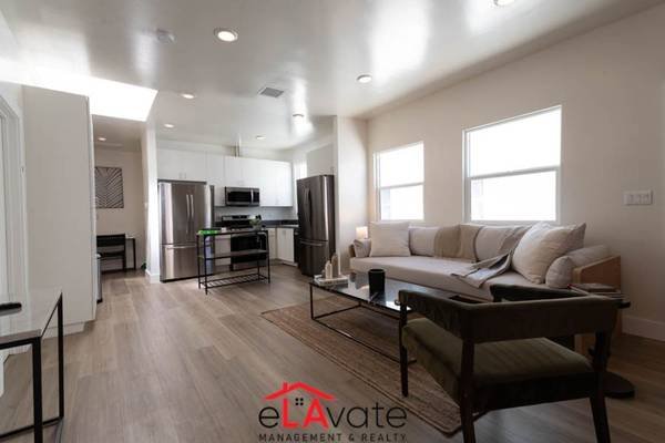 $950 Renovated Rooms for Rent (Los Angeles)s