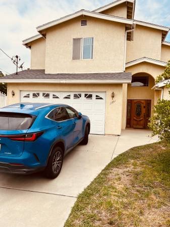 $900 / 1br - Room for rent (Sun Valley)s