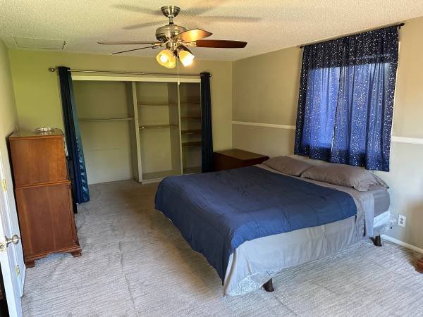 $1,200 for a 1-bedroom, 300 sq ft - Big, Nice Upstairs Master Bedroom with Mountain View (Monrovia)s