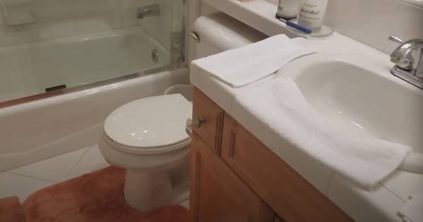 $720 for 800 sq ft - $720 Room for Rent in a Gated Community Condo (Harbor City)s