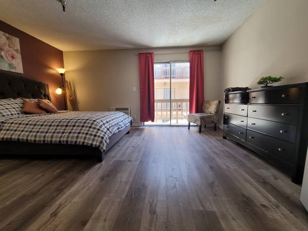 $700 / 1br - Weekly Furnished Studio Apartment with WiFi and AC (Beverly Hills)s