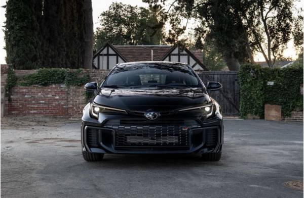 Car Rental at LAX (Los Angeles) Car Rental at LAX (Los Angeles)