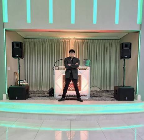 DJ Service, Professional Bilingual DJ, DJ Latino, Sound System (San Fernando, Ventura, Los Angeles, Santa Monica, All Areas) DJ Service, Professional Bilingual DJ, DJ Latino, Sound System (San Fernando, Ventura, Los Angeles, Santa Monica, All Areas)