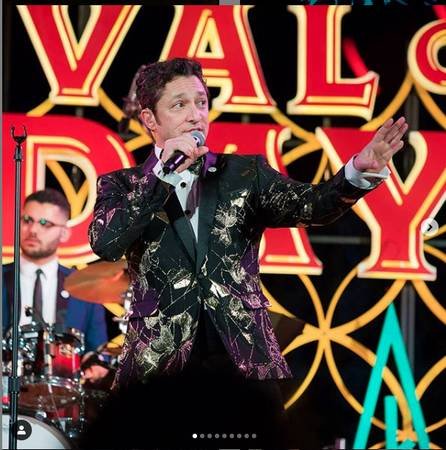 Number One Best Wedding Singer, Singing Telegram, and Karaoke Party Services for Birthdays in LA, Sherman Oaks, Beverly Hills, Burbank, etc. Number One Best Wedding Singer, Singing Telegram, and Karaoke Party Services for Birthdays in LA, Sherman Oaks, Beverly Hills, Burbank, etc.