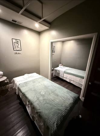 Professional for Male to Male Massage full body Holiday Season Special (Sherman Oaks) Professional for Male to Male Massage full body Holiday Season Special (Sherman Oaks)