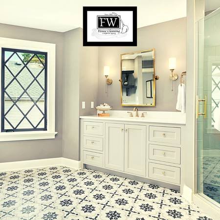 Spotless Bathroom Guaranteed! House Cleaning (Sherman Oaks, Sherman Village, Studio City & Surrounding Area) Spotless Bathroom Guaranteed! House Cleaning (Sherman Oaks, Sherman Village, Studio City & Surrounding Area)