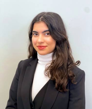 Classical and Pop Piano Lessons with Hasti Almasi (Long Beach)s