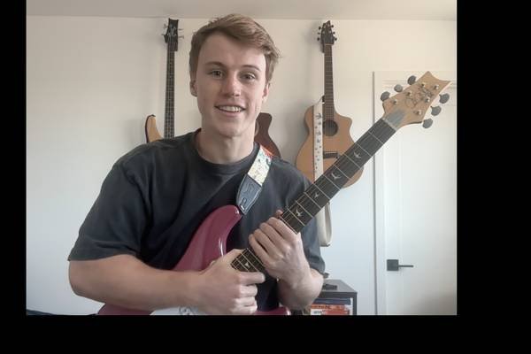 Private Guitar Coaching for Adults - Free First Lesson! (90024) Private Guitar Coaching for Adults - Free First Lesson! (90024)