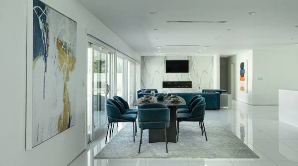 Interior Designer (Los Angeles) Interior Designer (Los Angeles)