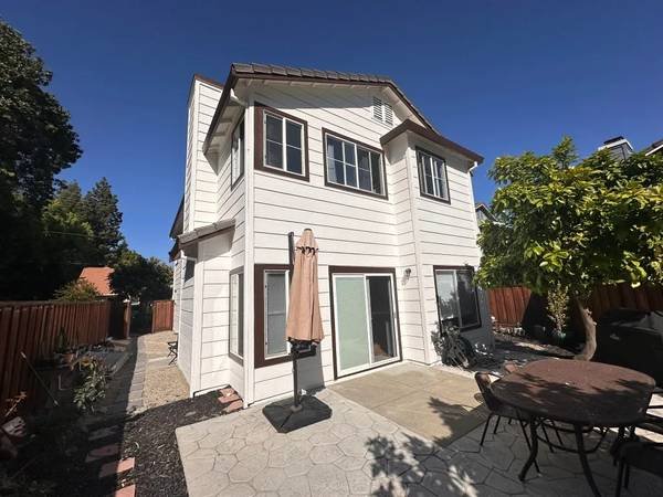 Trusted Pros! Handyman, Painting, Flooring, Tile, Painter (Great Pricing Los Angeles) Trusted Pros! Handyman, Painting, Flooring, Tile, Painter (Great Pricing Los Angeles)