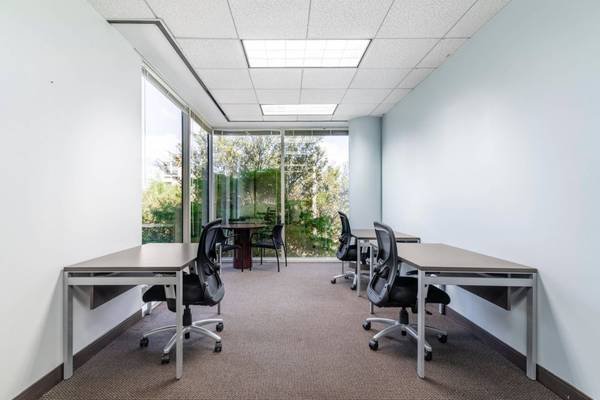Beautiful Views from This Office Space – Prime Business Location! (Glendale) Beautiful Views from This Office Space – Prime Business Location! (Glendale)
