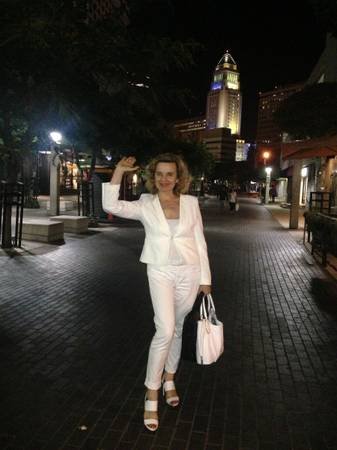 English - Ukrainian, Russian and Polish Interpreter, Tutor (Los Angeles) English - Ukrainian, Russian and Polish Interpreter, Tutor (Los Angeles)