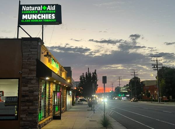 Budtender Job Posting (Female Only)s