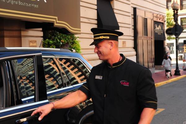 Hiring Valets for Wednesday, November 5th (Los Angeles)s