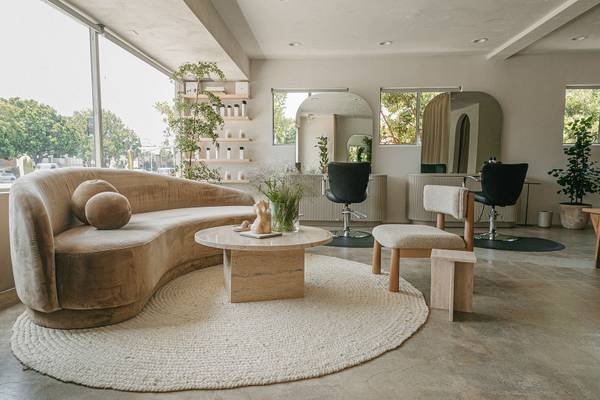 Salon Stylist Assistant Position in Mar Vistas